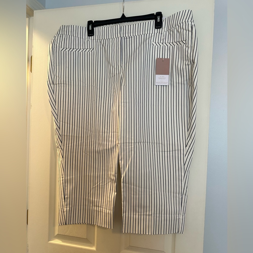 NWT Lane Bryant Striped Slim Crop Pants Size 20P